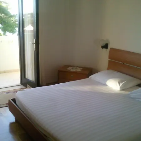 Apartment And Rogosic *