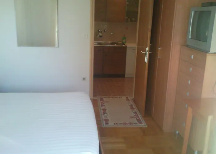 And Rogosic Hvar Town