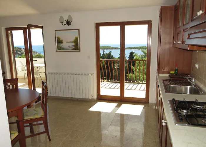 Apartment And Rogosic *