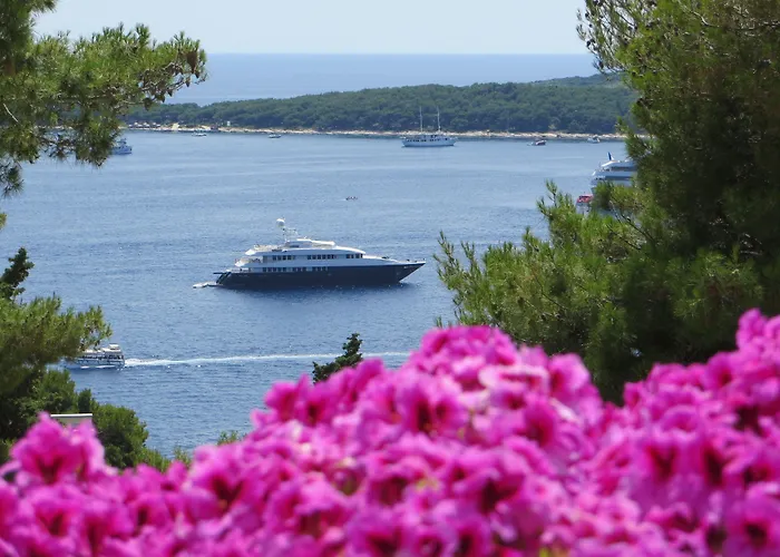 And Rogosic Apartament *