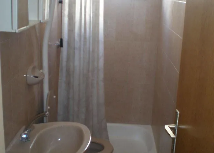 And Rogosic Apartament *