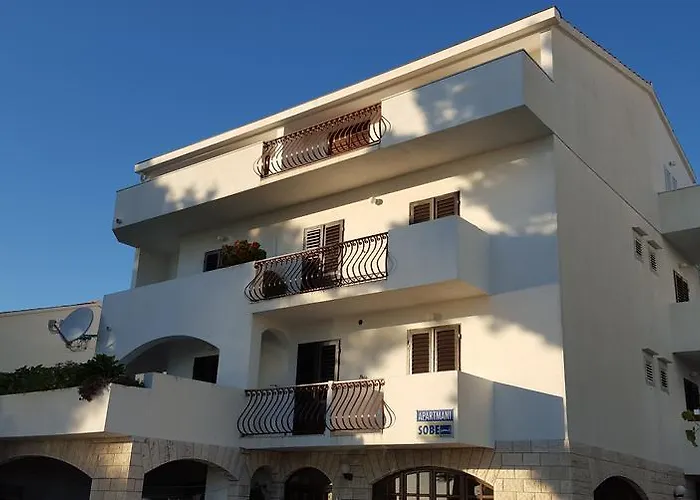 And Rogosic Apartment Hvar Town