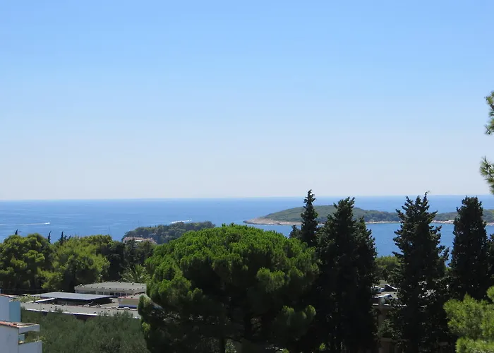 And Rogosic Hvar Town