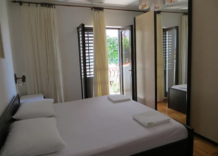 And Rogosic Hvar Town