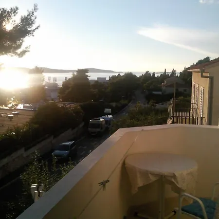 Apartman And Rogosic