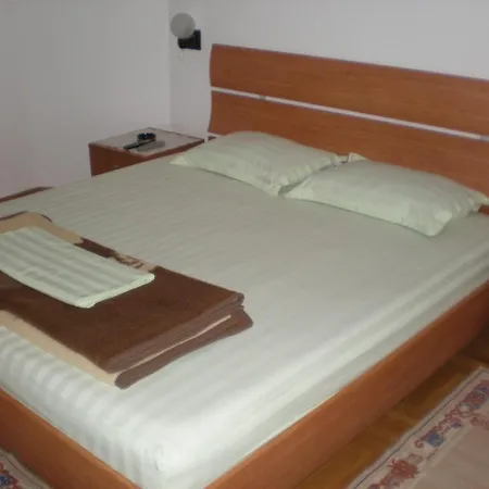 Apartman And Rogosic *