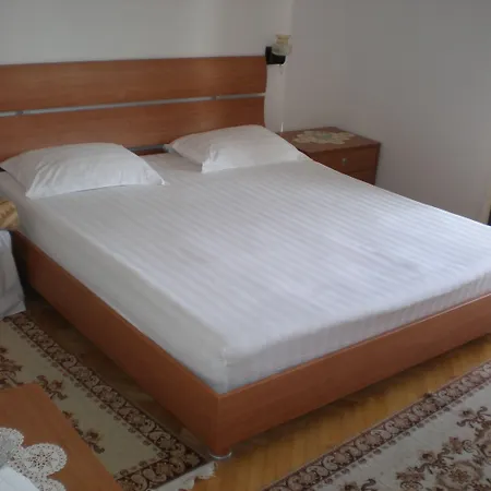 And Rogosic Apartman