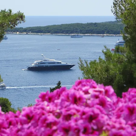 And Rogosic Apartman *